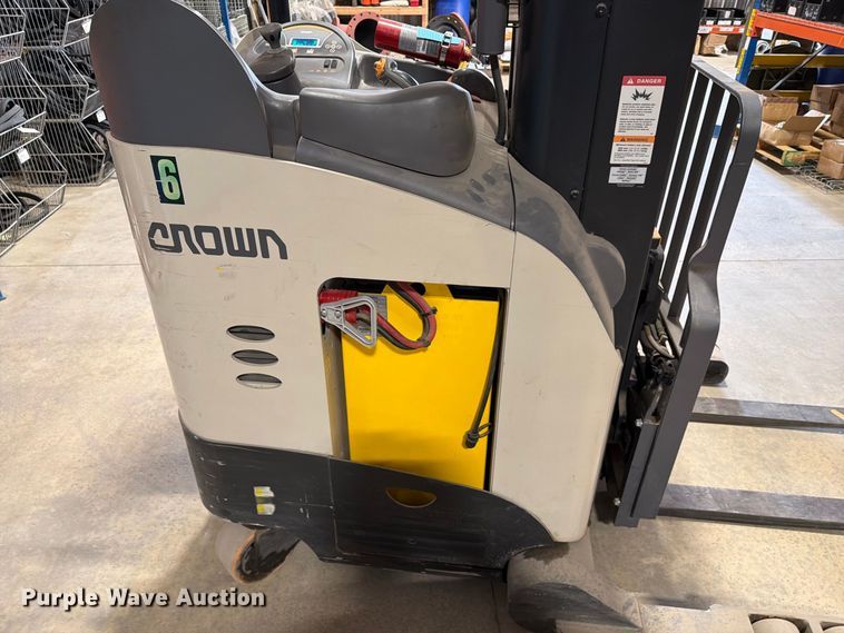 image for item FT6940 2019 Crown RR5715-35 order picker
