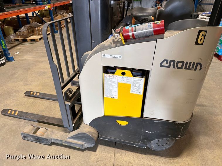 image for item FT6940 2019 Crown RR5715-35 order picker
