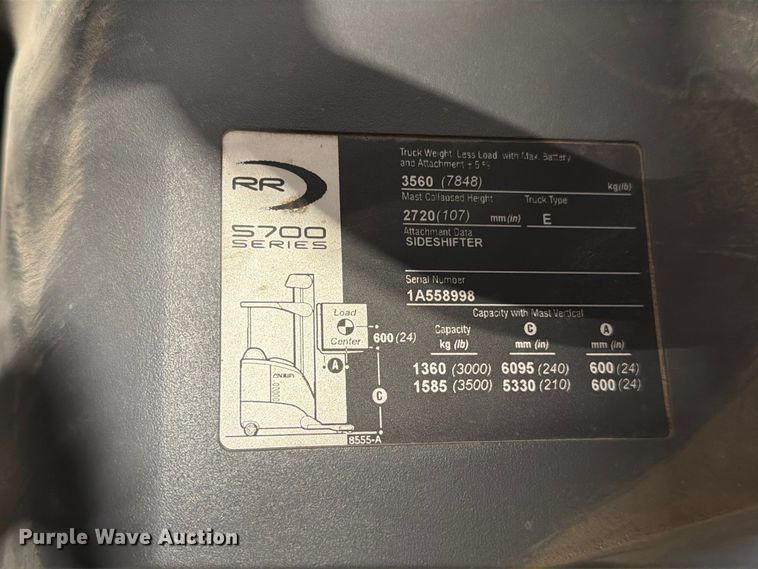 image for item FT6940 2019 Crown RR5715-35 order picker