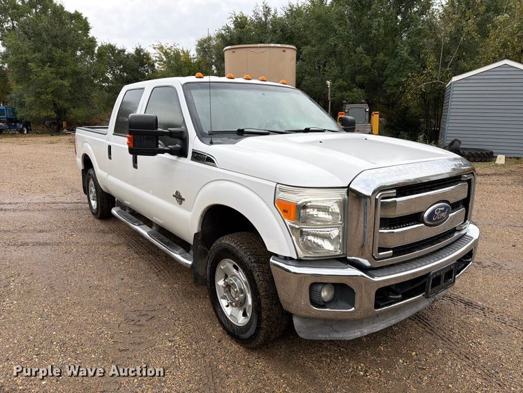 image for item FT6943 2011 Ford F250 Super Duty Crew Cab pickup truck