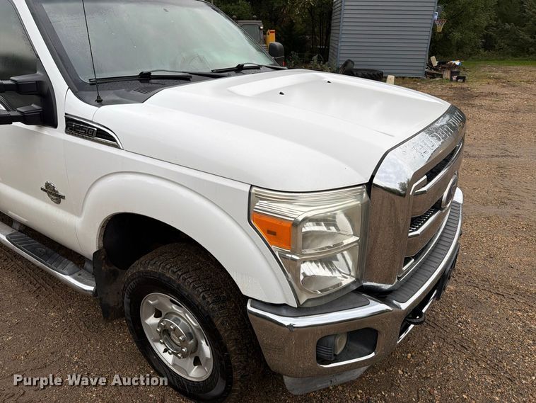 image for item FT6943 2011 Ford F250 Super Duty Crew Cab pickup truck