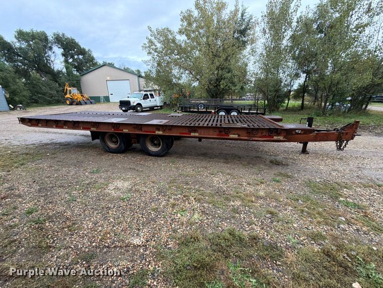 image for item FT6944 1978 Miller OTH tilt deck equipment trailer