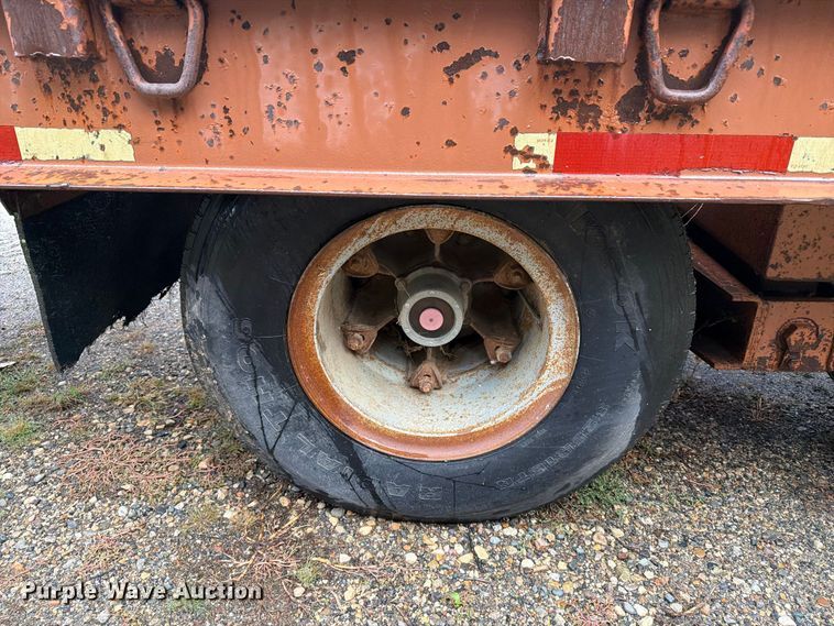 image for item FT6944 1978 Miller OTH tilt deck equipment trailer