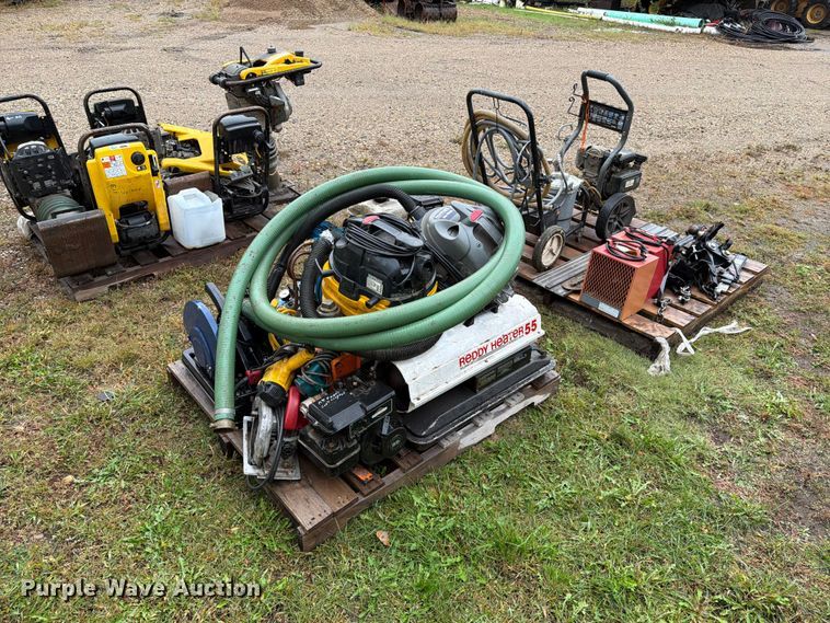 image for item FT6945 Assorted tools