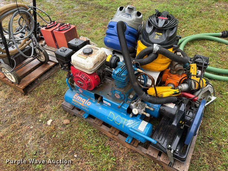image for item FT6945 Assorted tools