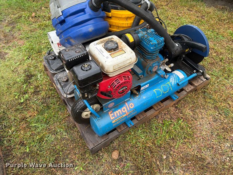 image for item FT6945 Assorted tools