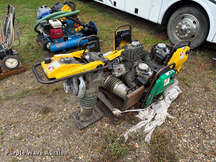 image for item FT6946 (5) plate compactors