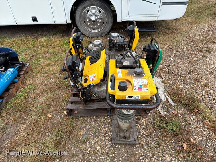 image for item FT6946 (5) plate compactors