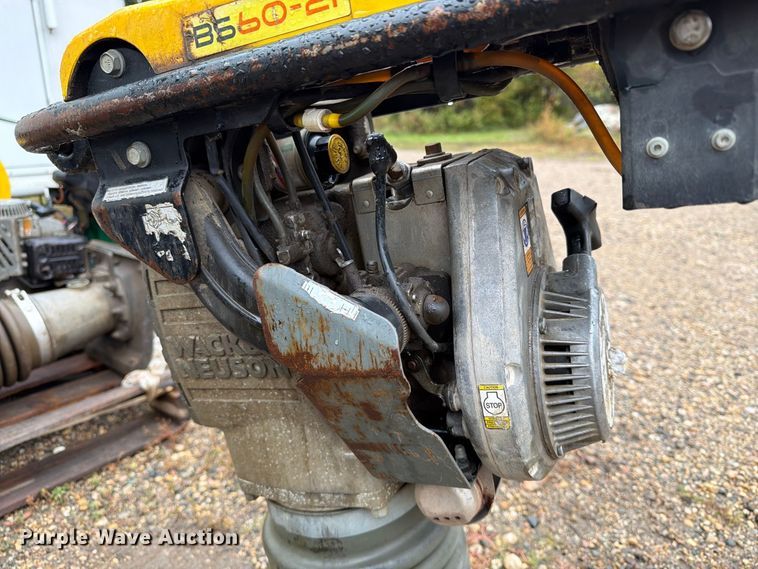 image for item FT6946 (5) plate compactors