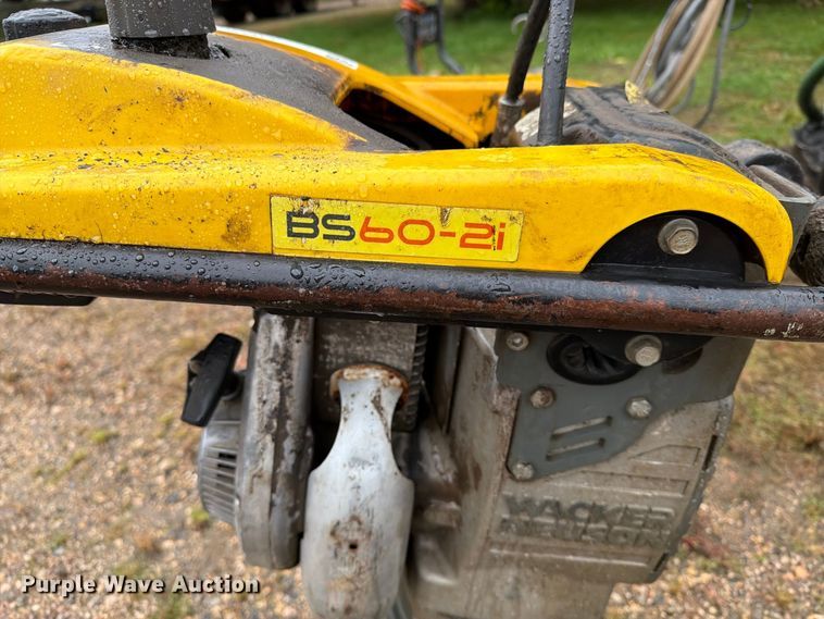 image for item FT6946 (5) plate compactors