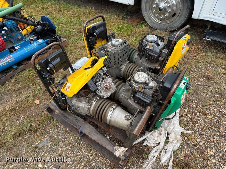 image for item FT6946 (5) plate compactors