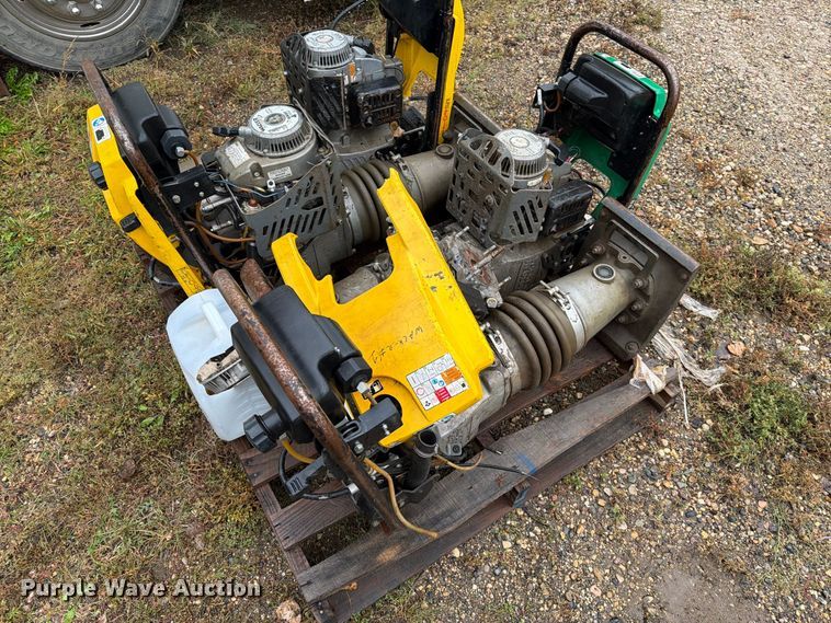 image for item FT6946 (5) plate compactors