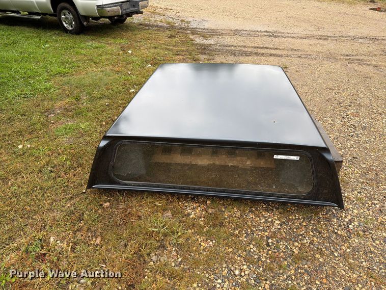 image for item FT6947 Leer pickup truck topper