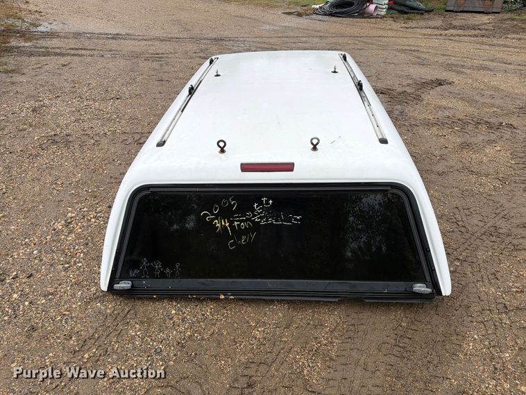 image for item FT6948 Leer pickup truck topper