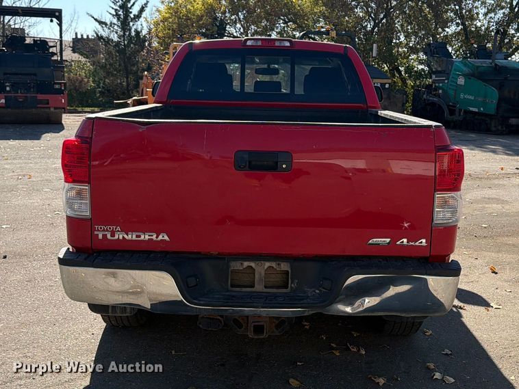 image for item FT7560 2013 Toyota Tundra Ext. Cab pickup truck