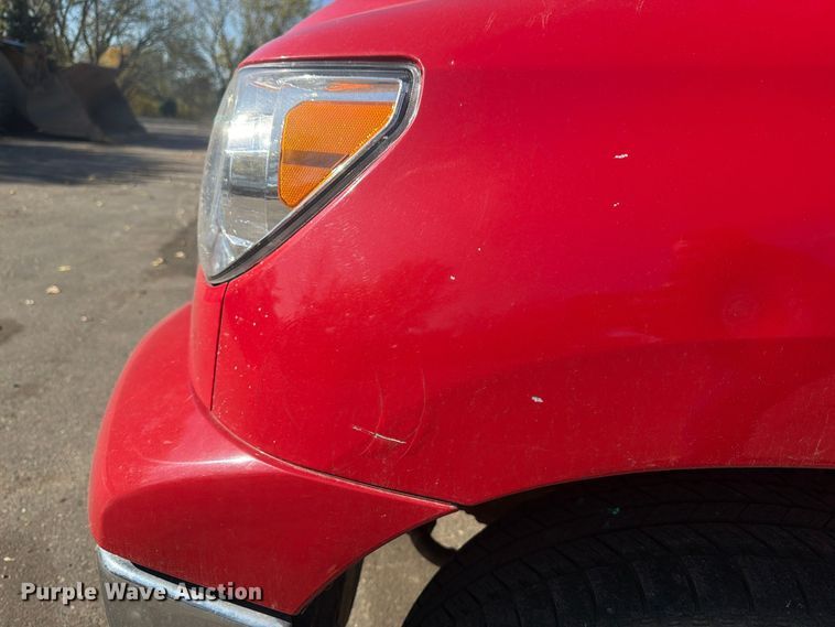 image for item FT7560 2013 Toyota Tundra Ext. Cab pickup truck