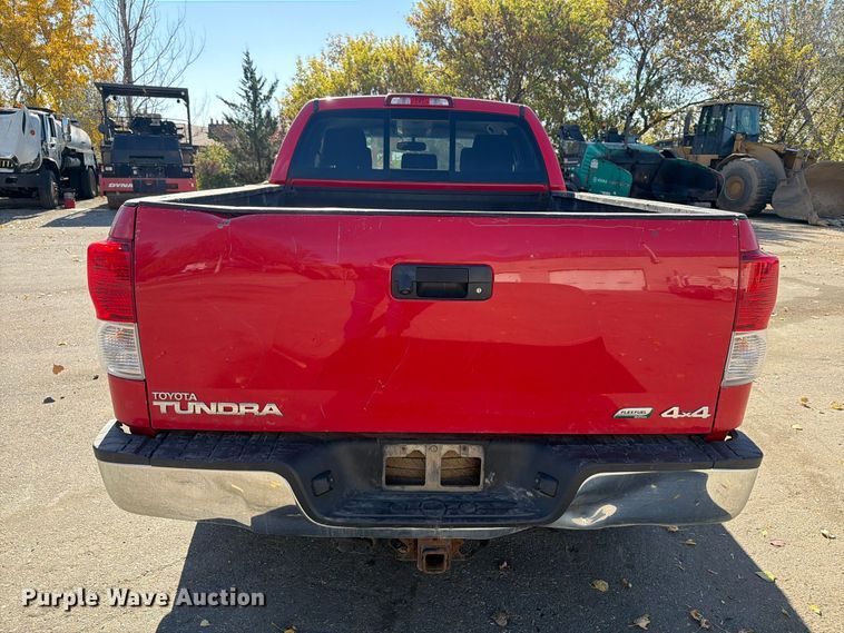 image for item FT7560 2013 Toyota Tundra Ext. Cab pickup truck
