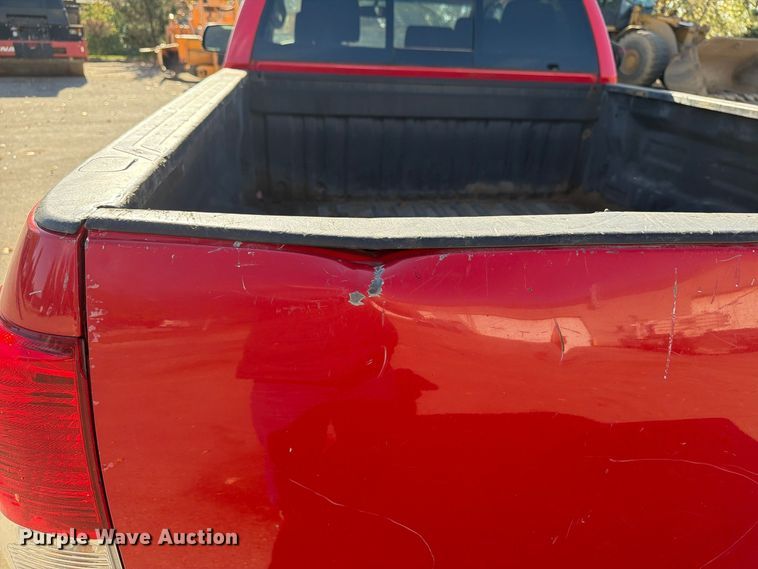 image for item FT7560 2013 Toyota Tundra Ext. Cab pickup truck