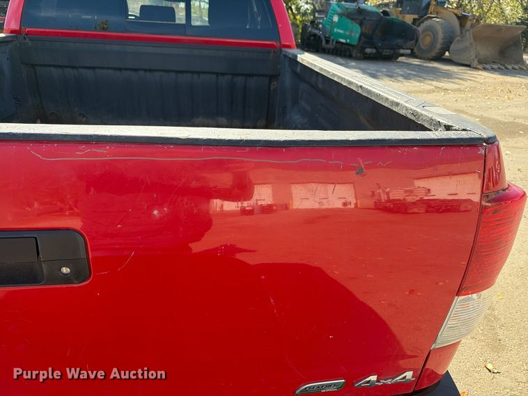 image for item FT7560 2013 Toyota Tundra Ext. Cab pickup truck