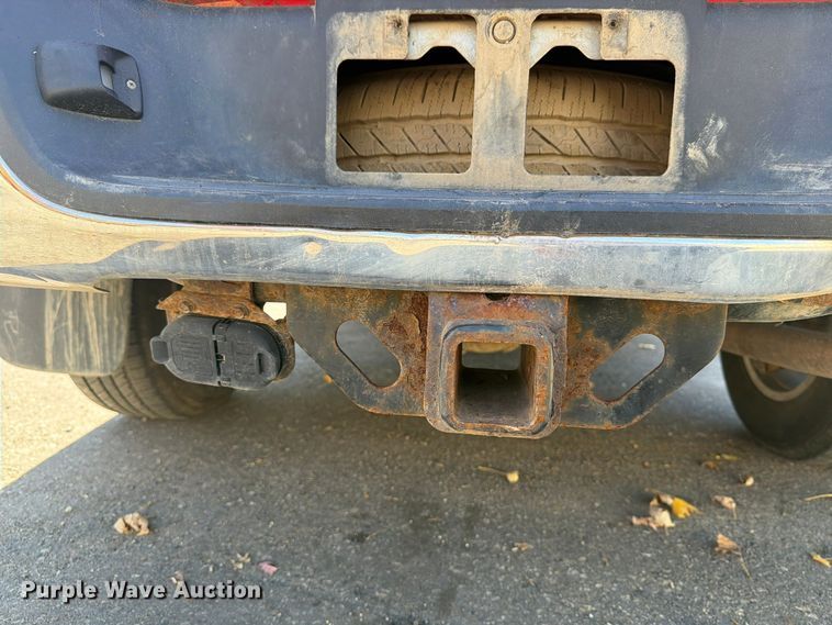 image for item FT7560 2013 Toyota Tundra Ext. Cab pickup truck