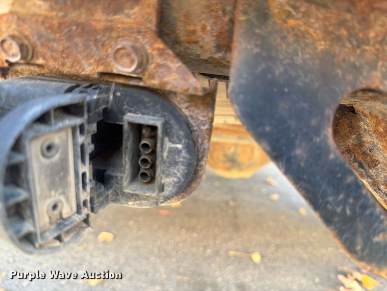 image for item FT7560 2013 Toyota Tundra Ext. Cab pickup truck