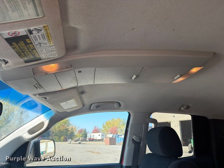 image for item FT7560 2013 Toyota Tundra Ext. Cab pickup truck