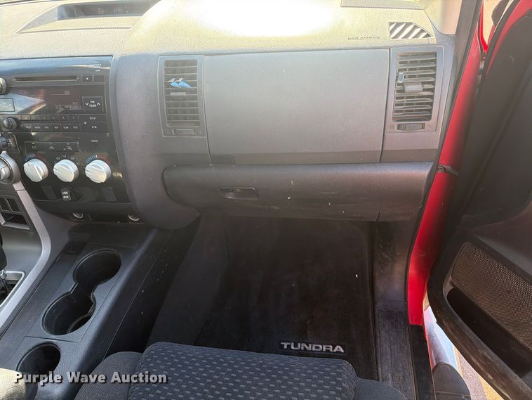image for item FT7560 2013 Toyota Tundra Ext. Cab pickup truck