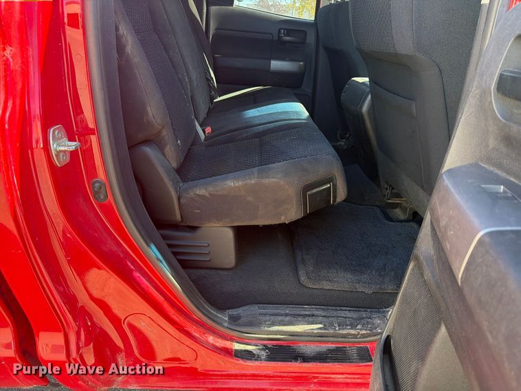 image for item FT7560 2013 Toyota Tundra Ext. Cab pickup truck