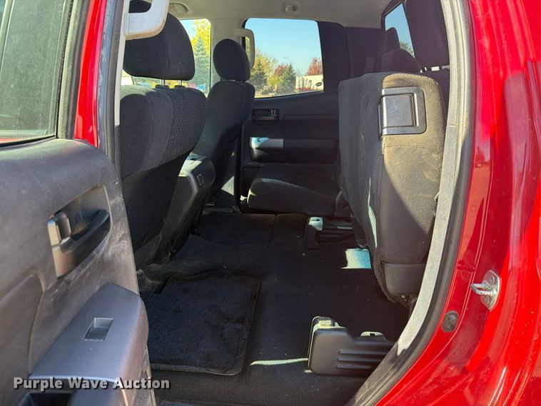 image for item FT7560 2013 Toyota Tundra Ext. Cab pickup truck