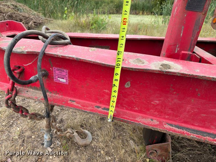 image for item FT8142 1997 Towmaster trailer
