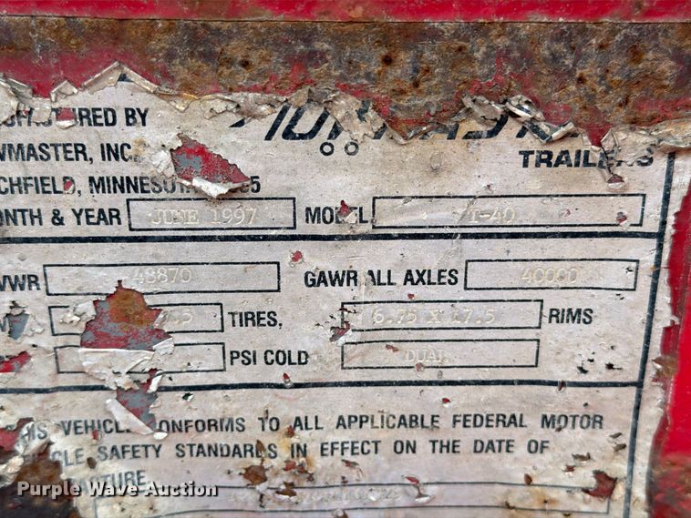 image for item FT8142 1997 Towmaster trailer