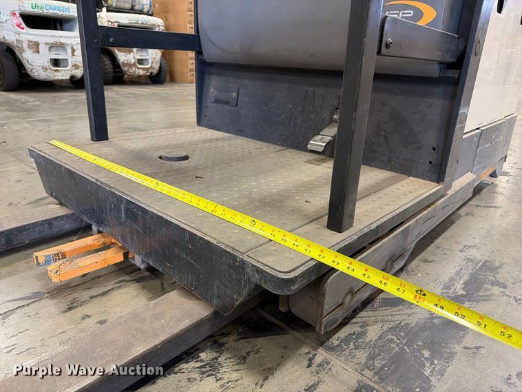 image for item FU0584 2018 Crown SP3520-30 Picker