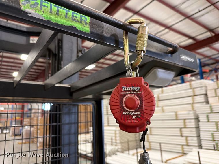 image for item FU0584 2018 Crown SP3520-30 Picker
