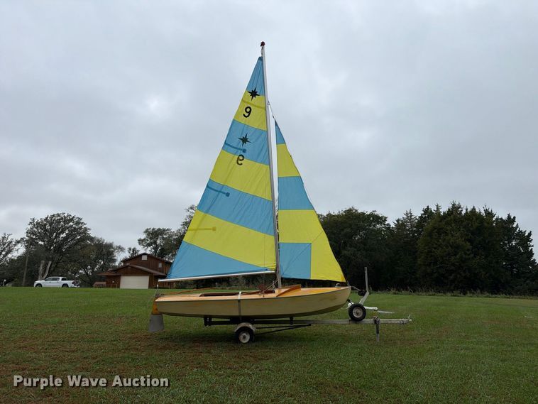 image for item FU0585 Folbot  Glorious sailboat