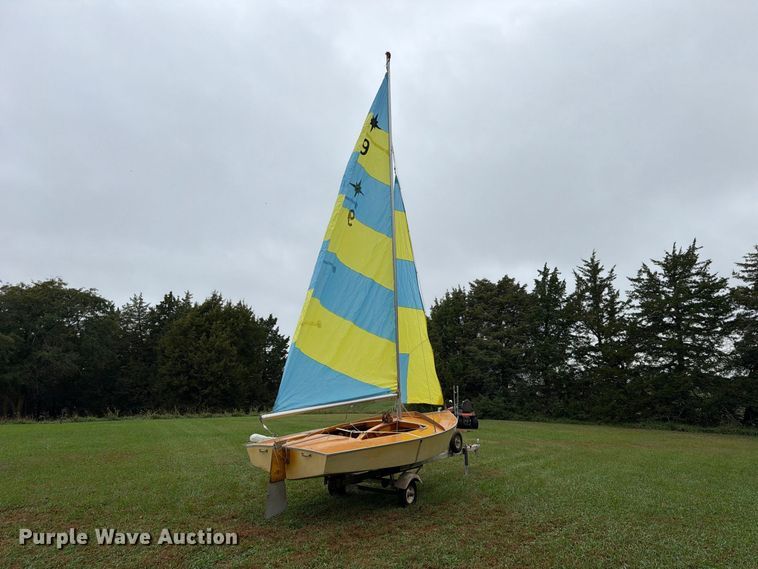 image for item FU0585 Folbot  Glorious sailboat