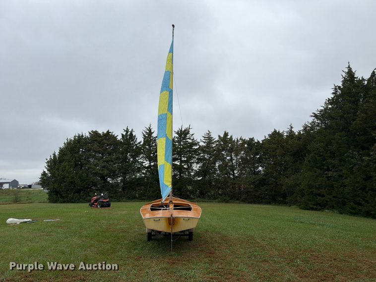 image for item FU0585 Folbot  Glorious sailboat