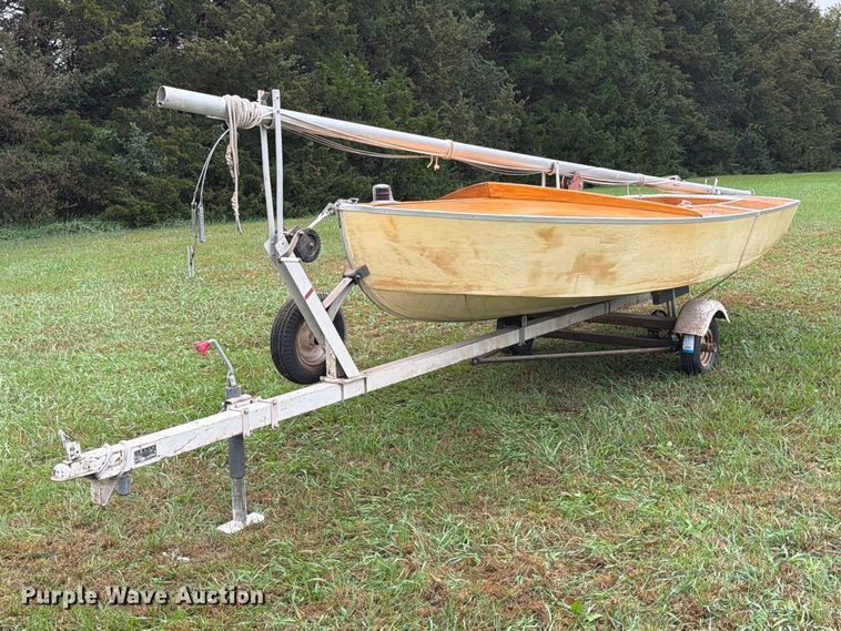 image for item FU0585 Folbot  Glorious sailboat