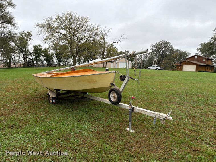 image for item FU0585 Folbot  Glorious sailboat