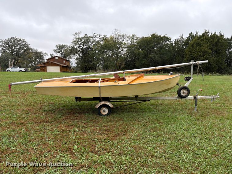 image for item FU0585 Folbot  Glorious sailboat