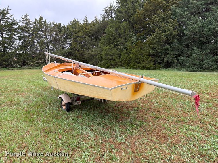 image for item FU0585 Folbot  Glorious sailboat