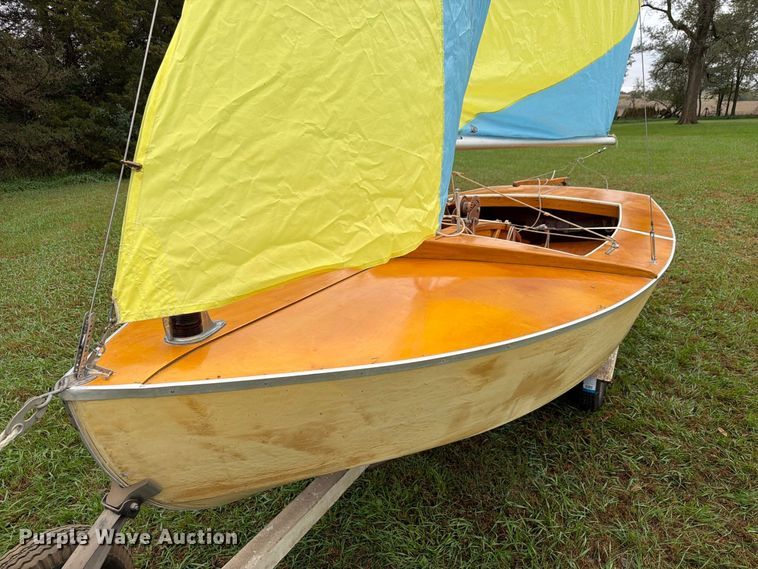 image for item FU0585 Folbot  Glorious sailboat