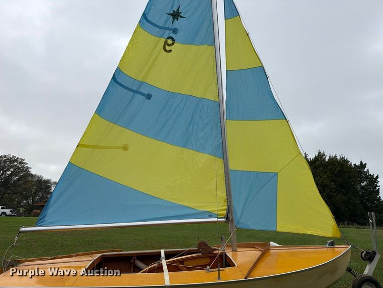 image for item FU0585 Folbot  Glorious sailboat
