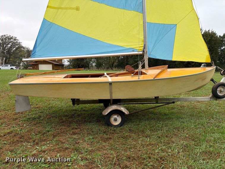image for item FU0585 Folbot  Glorious sailboat