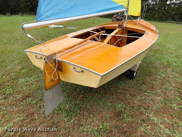 image for item FU0585 Folbot  Glorious sailboat