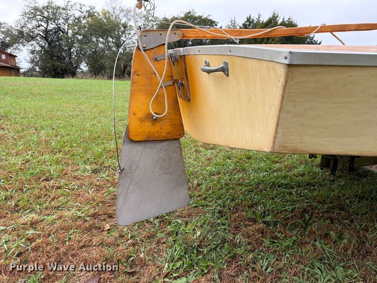 image for item FU0585 Folbot  Glorious sailboat