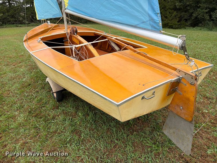 image for item FU0585 Folbot  Glorious sailboat