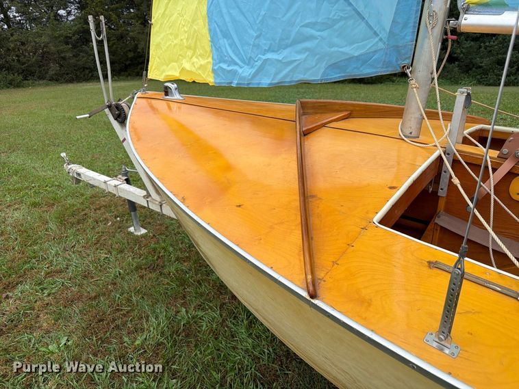 image for item FU0585 Folbot  Glorious sailboat