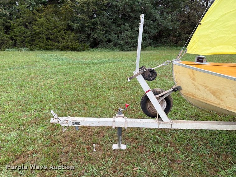 image for item FU0585 Folbot  Glorious sailboat