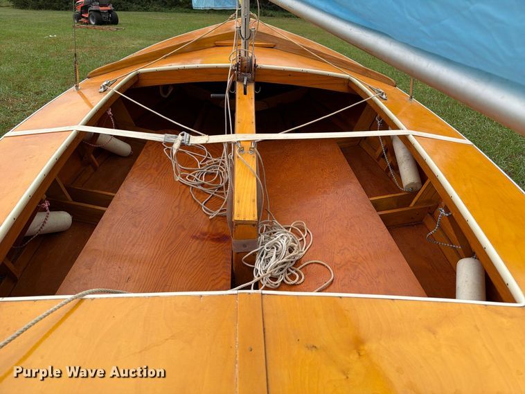 image for item FU0585 Folbot  Glorious sailboat