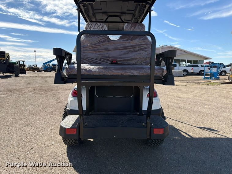 image for item FU0605 Golf cart